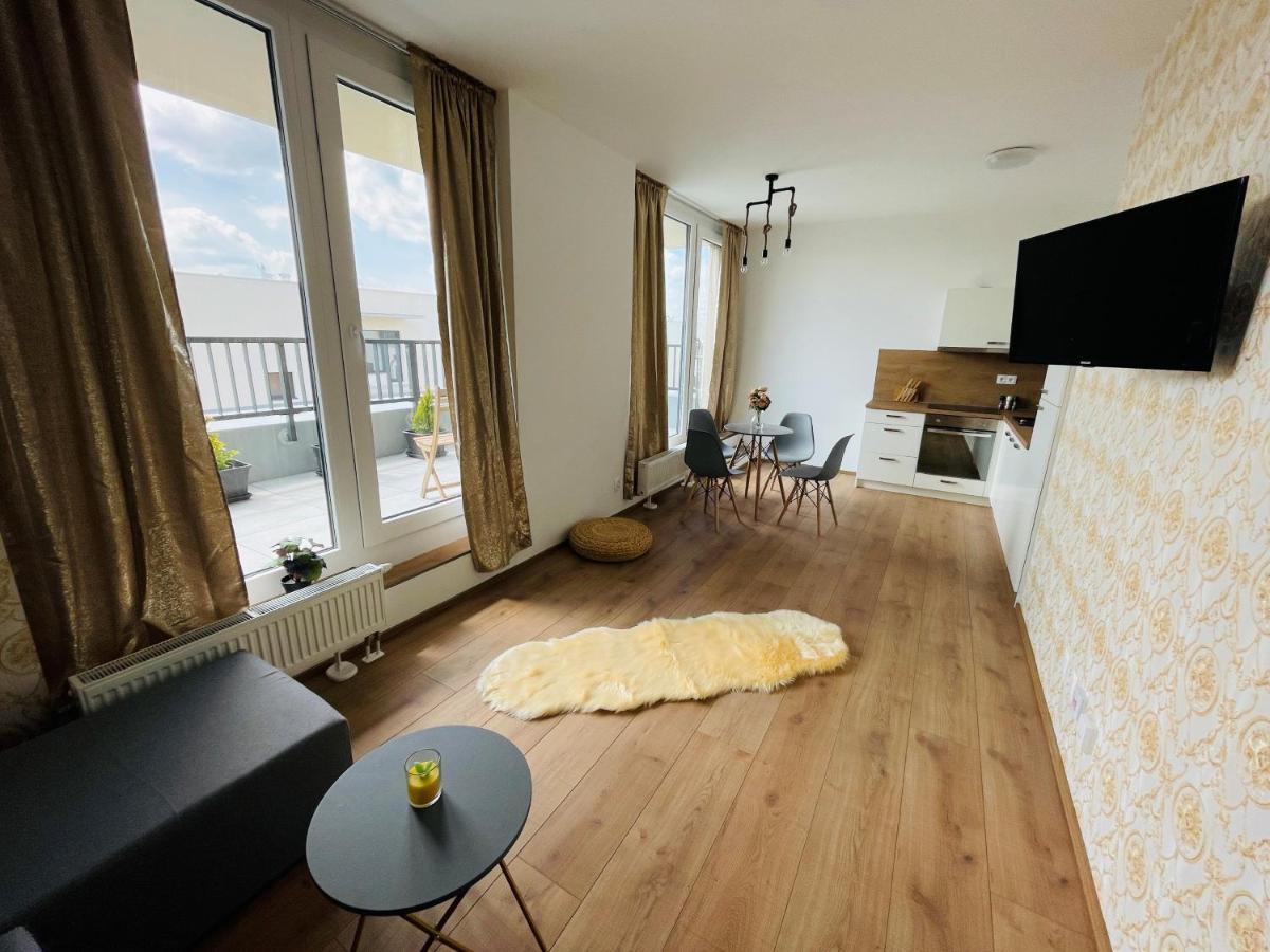 Stresny Aparman Pri Mlyne Apartman Szakolca Kültér fotó